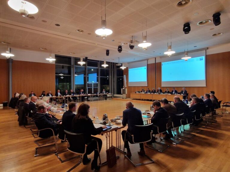 Die Vollversammlung der IHK Lippe tagt
Fotoquelle: IHK Lippe