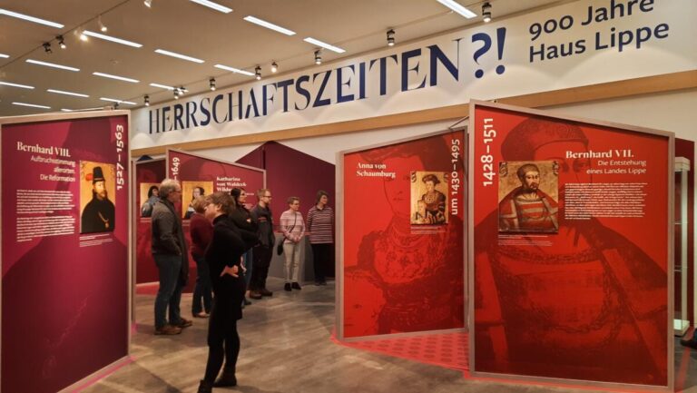 Kurzweilige Führungen machen die Ausstellung zu einem Erlebnis / Foto: Lippisches Landesmuseum