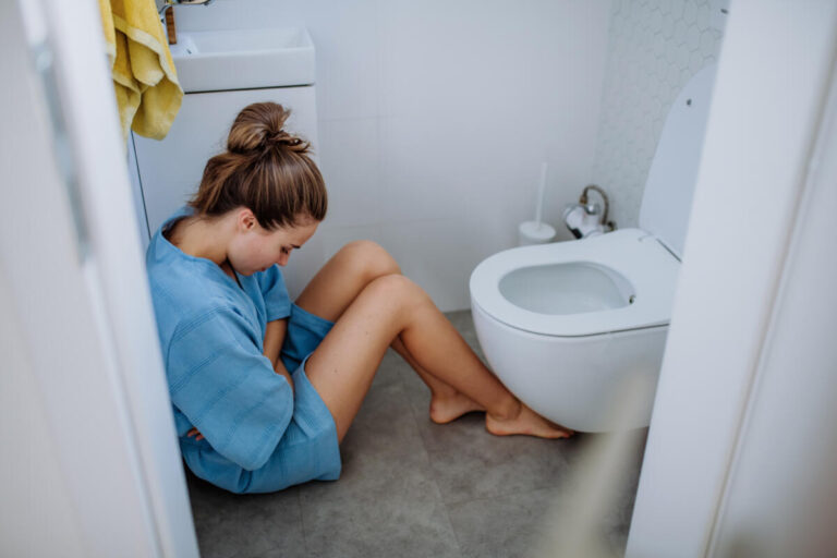 Noroviren breiten sich im Kreis Lippe wieder aus. Da es keine Impfung gegen Noroviren gibt, sollten unbedingt die Hygiene-Regeln beachtet werden. AOK/colourbox/hfr