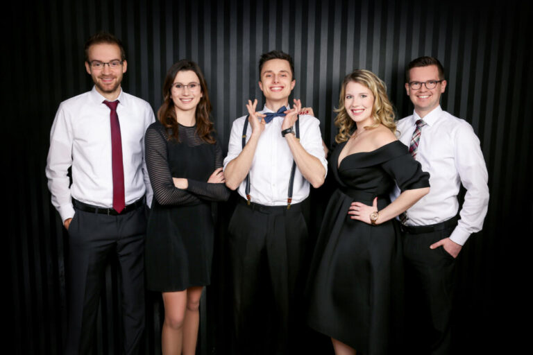 Die Band aus Verl freut sich auf die Bergstadt. Foto: © Burning Guitars