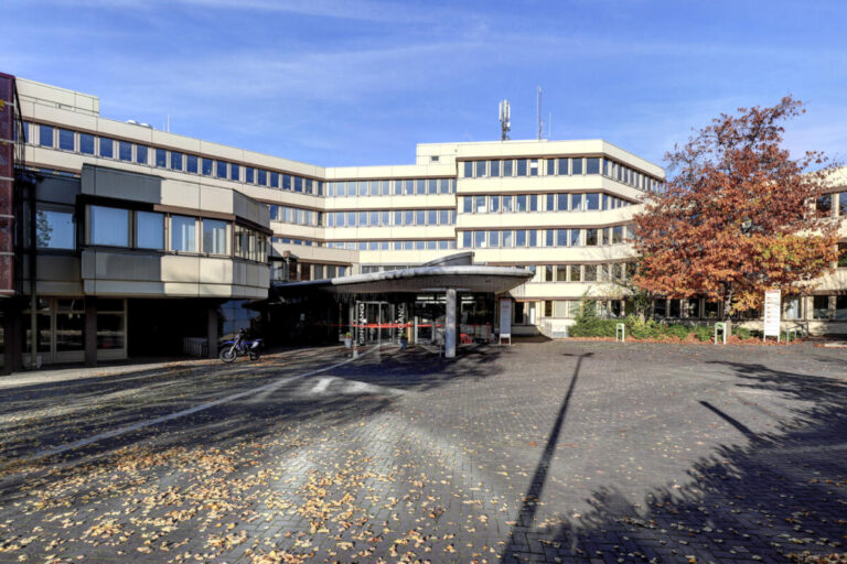 Kreishaus Lippe – Foto: Falko Sieker, CC BY-SA 4.0, via Wikimedia Commons