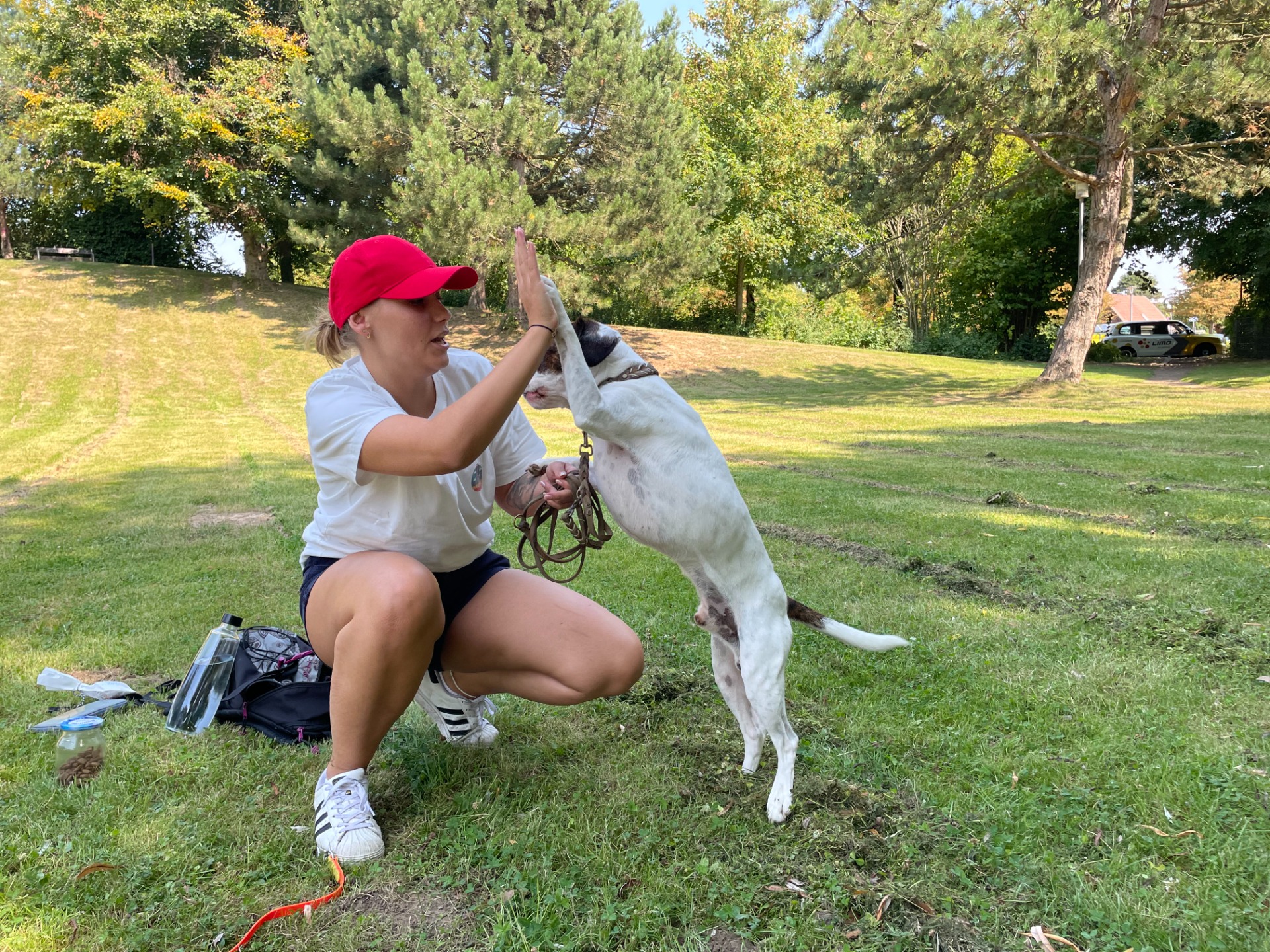 Zu Besuch in der Ferienbetreuung: Melissa Geffers und Ihr Hund " Leopold"