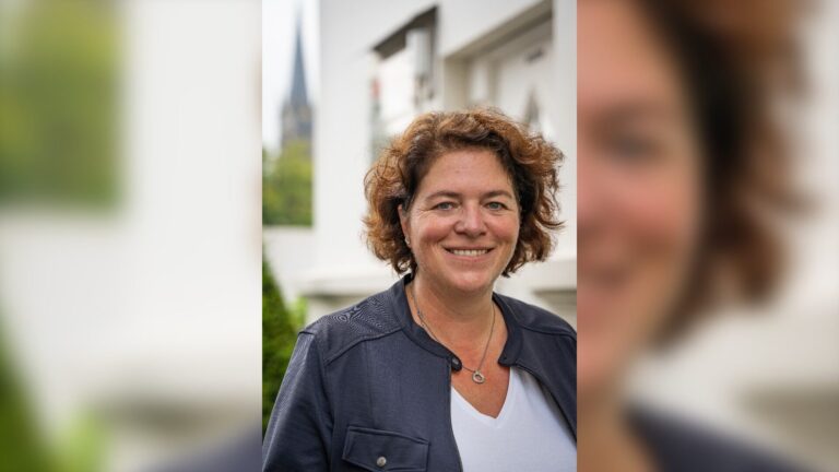 Bundestagsabgeordnete Kerstin Vieregge sieht große Vorteile in einem Auslandsaufenthalt während der Ausbildung und ermuntert Azubis und Betriebe, die Möglichkeiten zu nutzen.