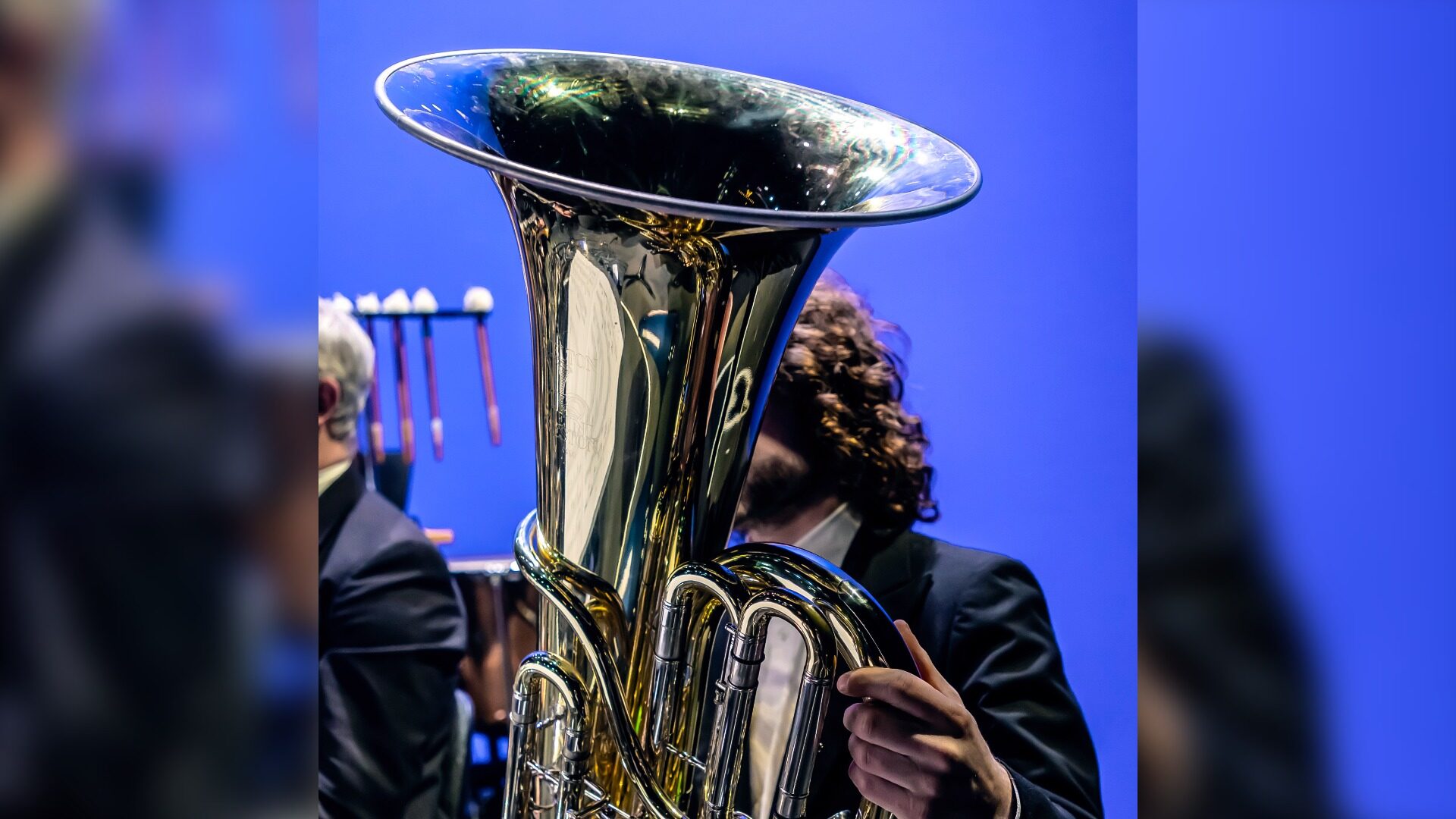 Im Weserrenaissance-Museum Schloss Brake in die Musik von “Heavy Mättal” eintauchen. Foto: Landestheater Detmold, Marc Lontzek