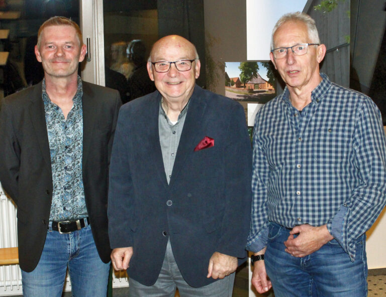 Die neuen zukünftigen stellvertretenden Bürgermeister: von links: Frank Elbrächter, Klaus Fiedler und Jörg Amelung.