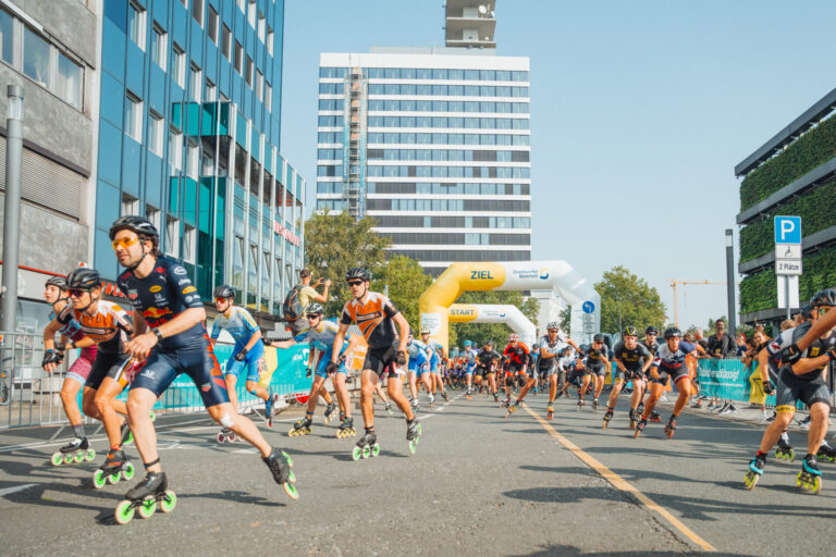 Über zwei Jahrzehnte stand der „Stadtwerke run & roll City“ für Energie, Lebensfreude und ein starkes Gemeinschaftsgefühl. Nun wird das Event modernisiert, erweitert und konzeptionell neu ausgerichtet.Bildnachweis: Bielefeld Marketing GmbH | Tim Fröhlich