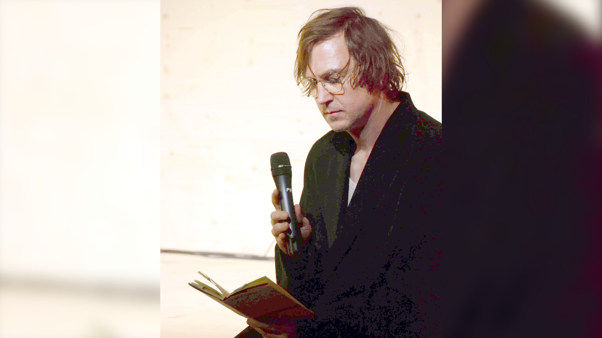 Brecht-Abend mit Lars Eidinger. Foto: © Johannes Authried