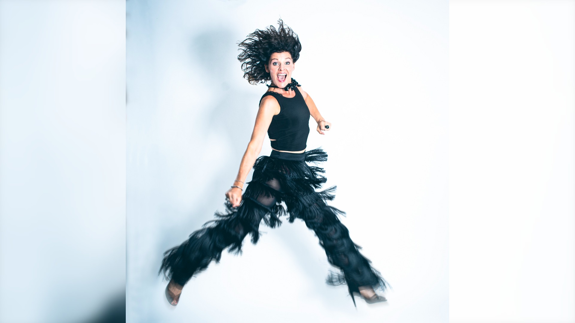 Stefanie Boltz präsentiert ihr musikalisches Liveprogramm "Female" im Galasaal des Kurhauses in Bad Salzuflen. Foto: © Uli Zrenner Wolkenstein