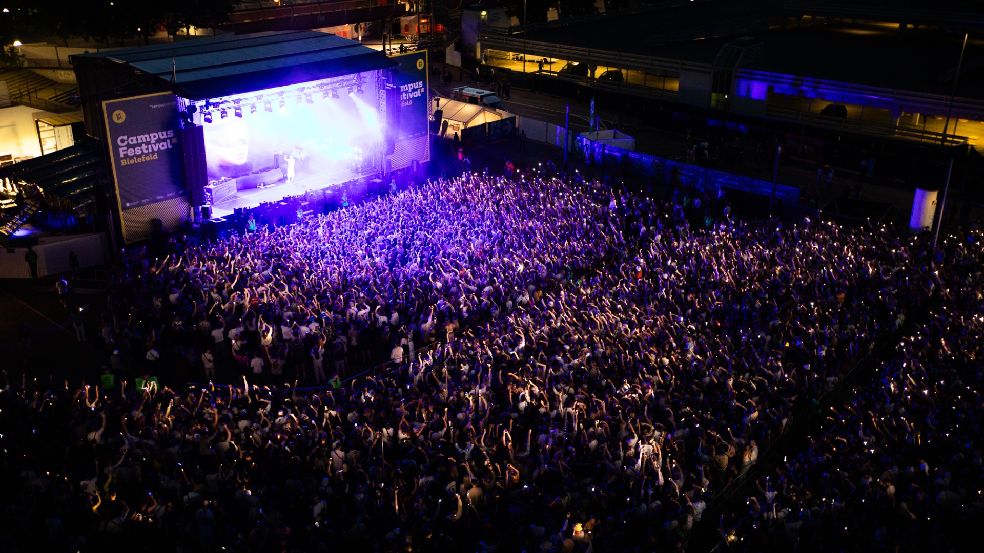 Campus Festival Bielefeld - Live-Konzerte, WM-Public Viewing und Club-Nacht.  Foto: Stefan Saettele