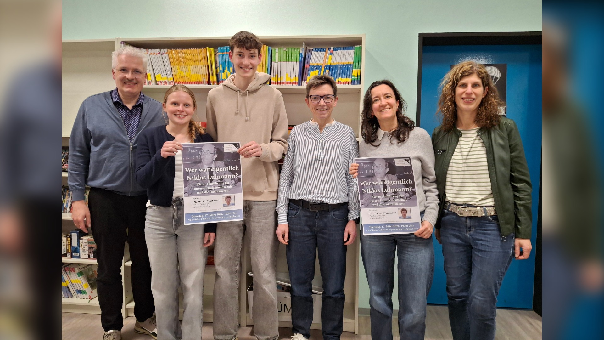 Mitglieder der Planungsgruppe: (v. l.) Alfons Haselhorst (Leiter Planungsgruppe), Mia Lotta Kosmann, Konstantin Haase (Schülersprecherteam), Katrin Tebben (Schulleiterin), Nike Alkema und Janine Dahlmann (Elternpflegschaft). Foto: Privat