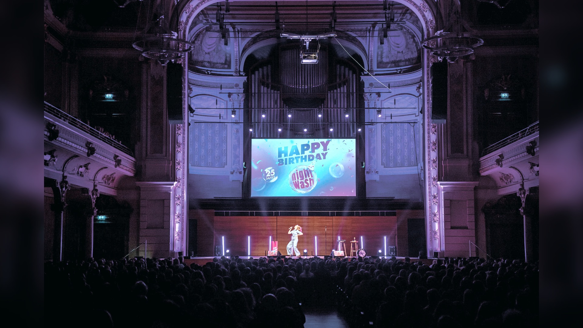 NightWash verspricht „Comedy der Extraklasse!“ Foto: Gudio Schroder