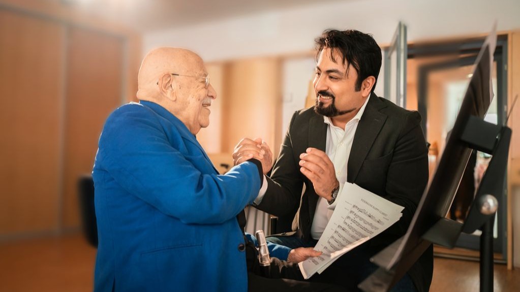 Giora Feidman und Majid Montazer präsentieren „For a Better World“. Foto: © Kai Weise