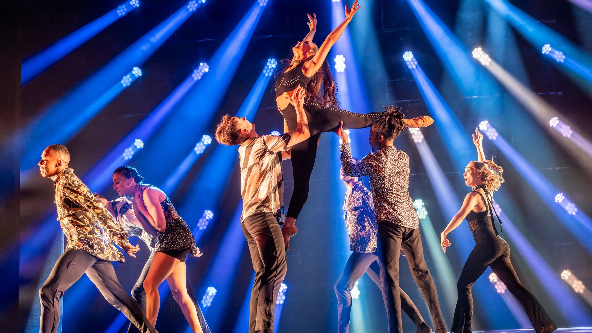 Klassische Perfektion trifft auf moderne Leidenschaft "Rock the Ballet". Foto: © Thorsten Baering