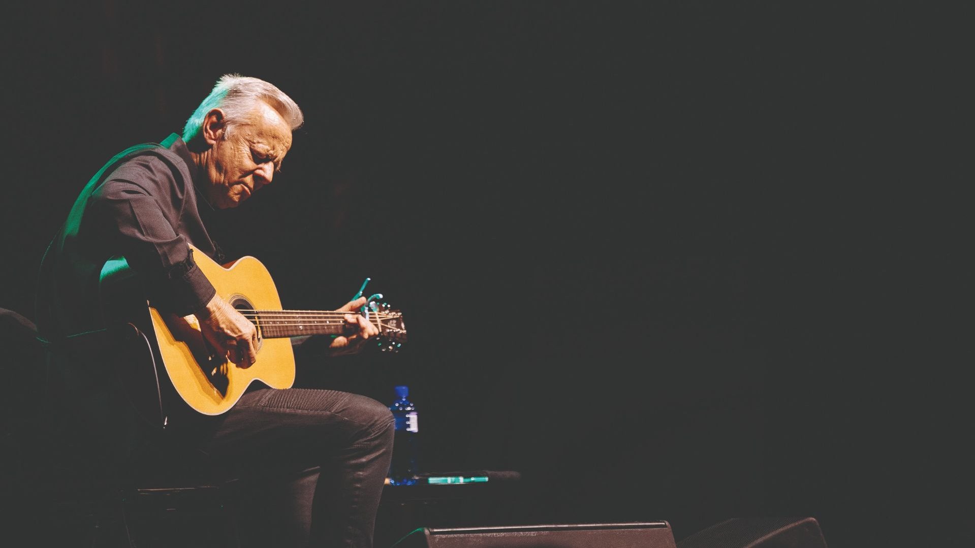 Weltklasse-Gitarrist Tommy Emmanuel CGP im Lokschuppen Foto: © Jess Gleeson