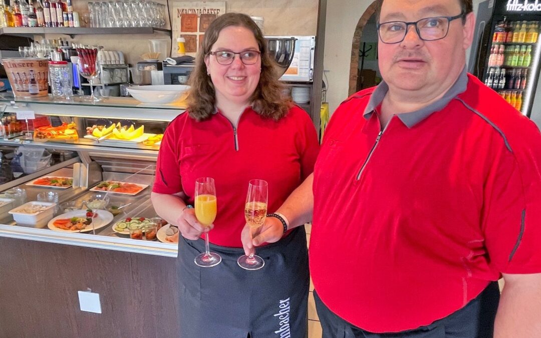 Bistro ’Im Eck’ mit neuem Betreiber und einem Super-Frühstücksbuffet