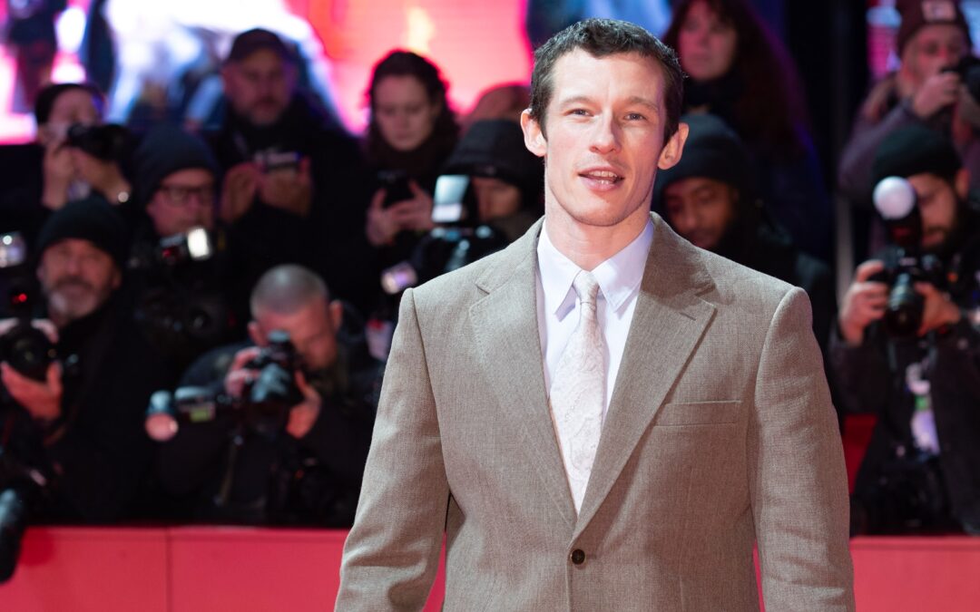Callum Turner: Zwischen Satire und Traualtar