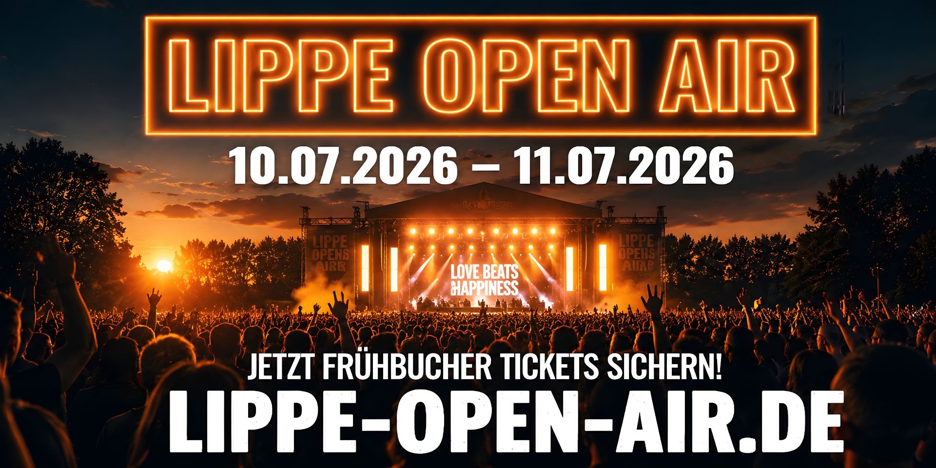 Menschenmenge beim Lippe Open Air Festival vor beleuchteter Bühne mit Sonnenuntergang und Eventdatum 10.-11.07.2026