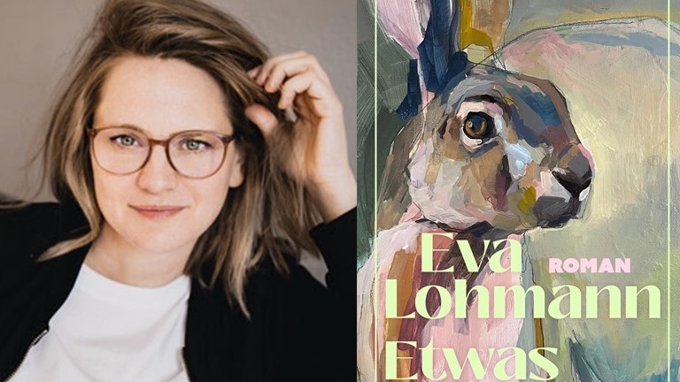 Eva Lohmann lächelt neben dem Buchcover ihres Romans "Etwas Leichtes", das ein Gemälde eines Hasen zeigt