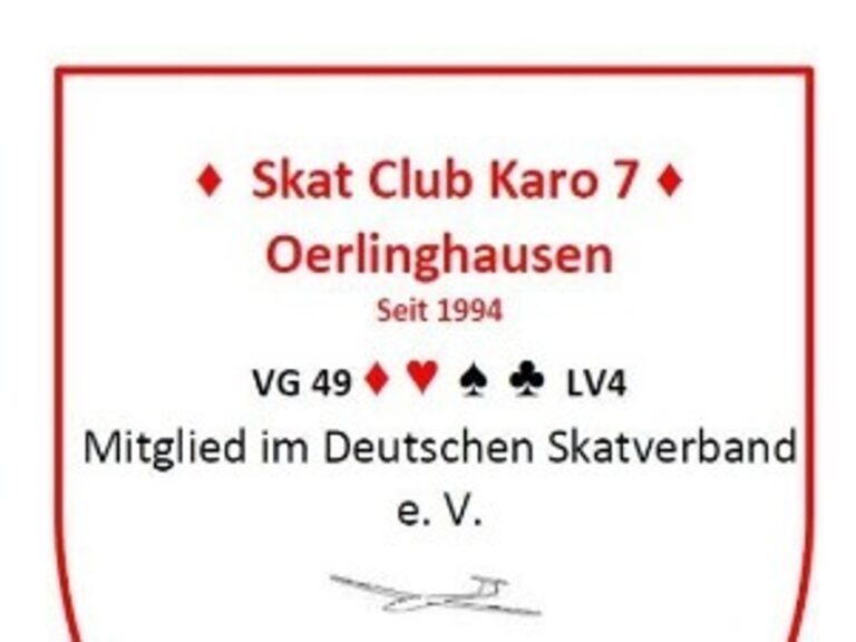 Rotes Wappen des Skat Club Karo 7 Oerlinghausen mit Schriftzug, Skatsymbolen und Segelflugzeug-Silhouette